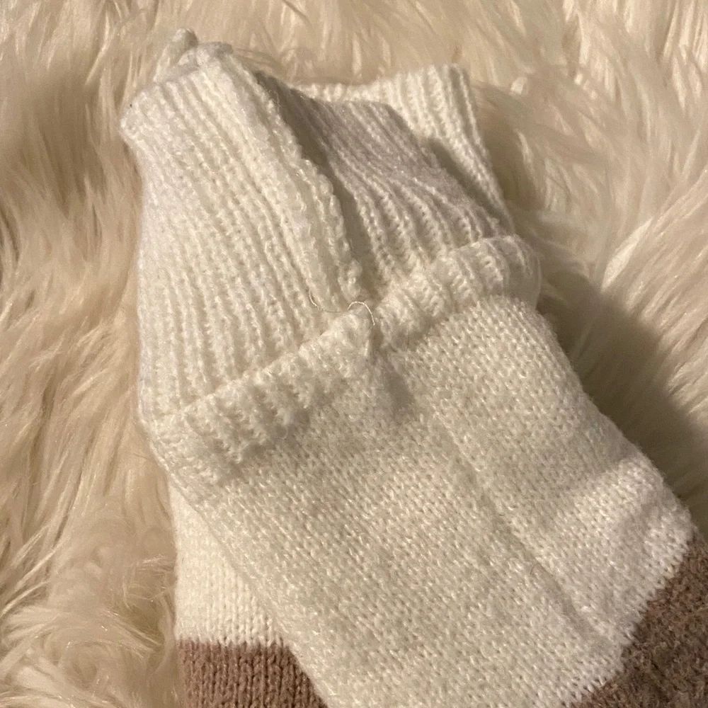 Cozy Two-Tone Fuzzy Socks in Cream and Taupe